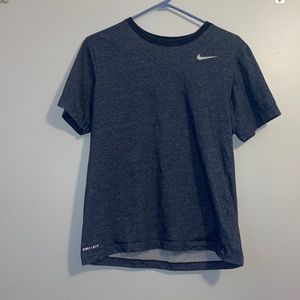 Nike DrI-Fit Men’s Small T-shirt